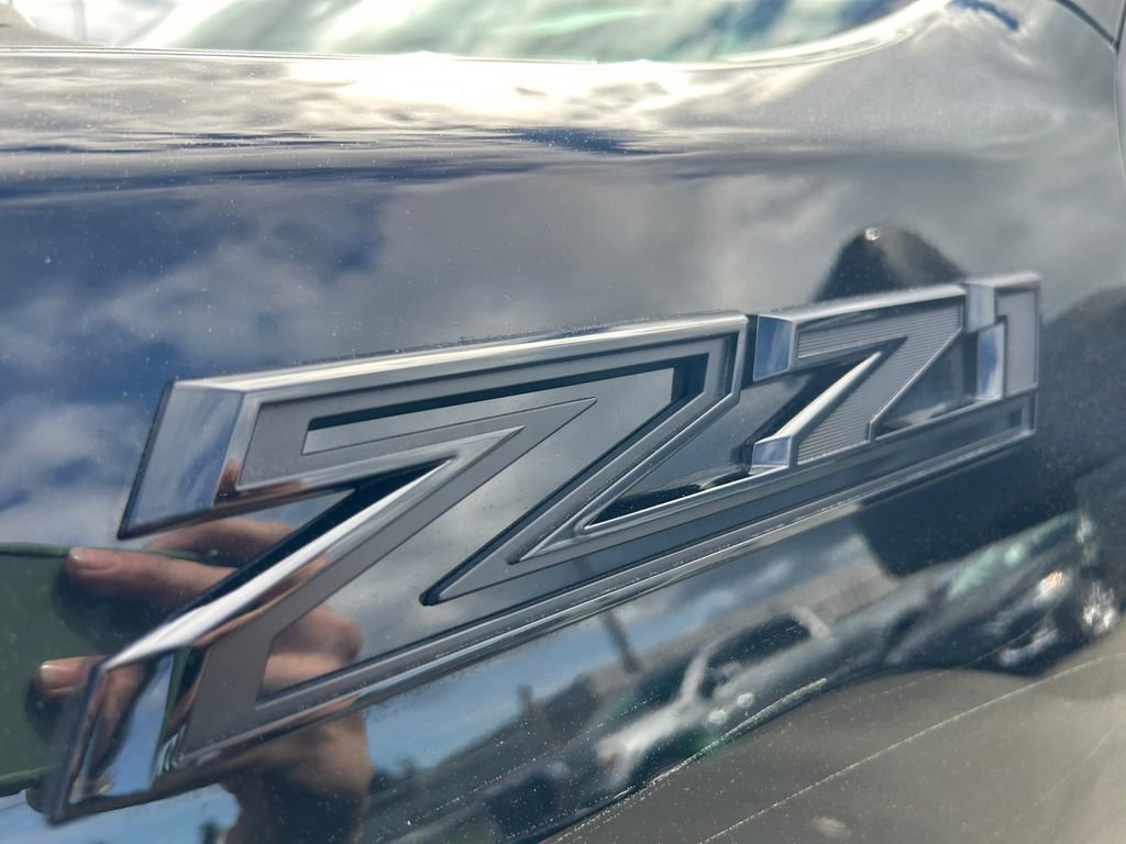 Used 2024 Chevrolet Silverado 2500 LTZ w/ LTZ Plus Package image 31