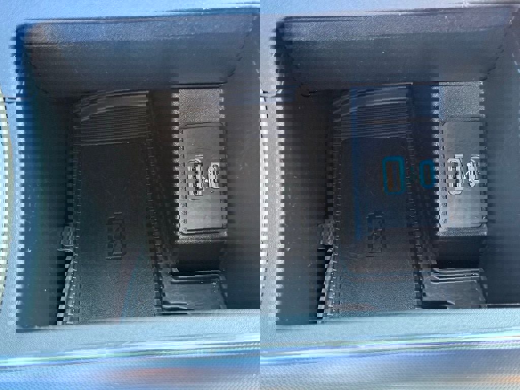 Certified 2023 Ford Edge ST-Line w/ Cargo Accessory Package image 31