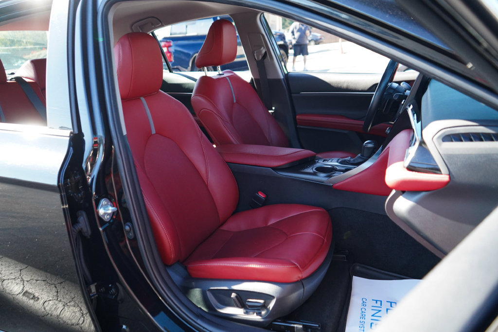 Used 2024 Toyota Camry XSE FWD image 12