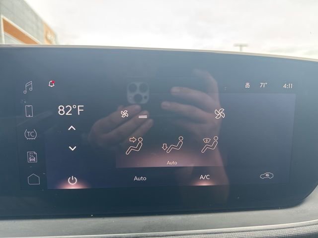 Used 2024 Buick Envista Sport Touring FWD image 20