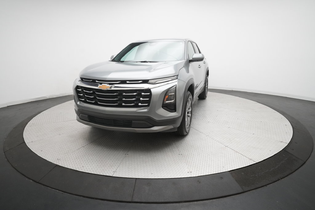 Used 2026 Chevrolet Equinox LT w/ Convenience Package II AWD/4WD image 11