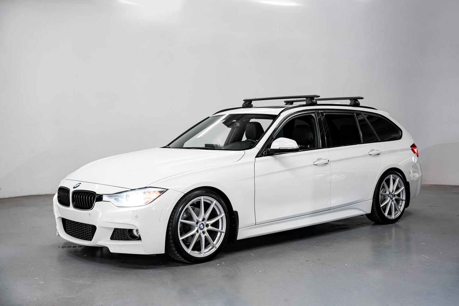 Used 2015 BMW 328d xDrive Wagon AWD/4WD image 6