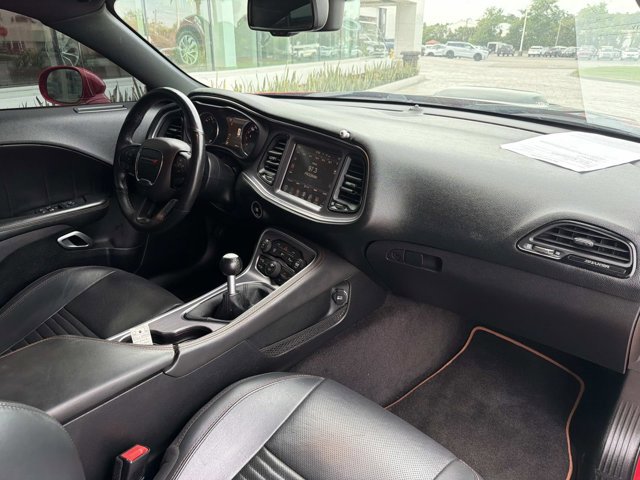 Used 2016 Dodge Challenger R/T Scat Pack RWD image 20