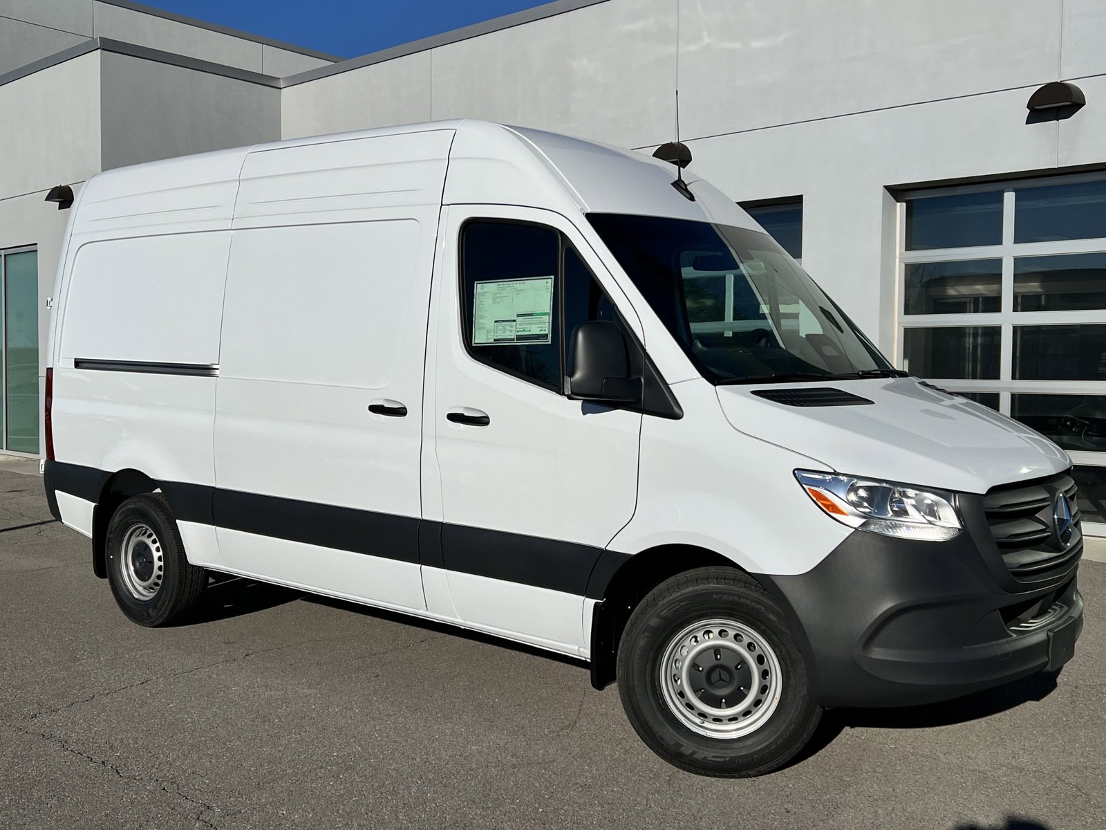 New 2025 Mercedes-Benz Sprinter 2500 image 4