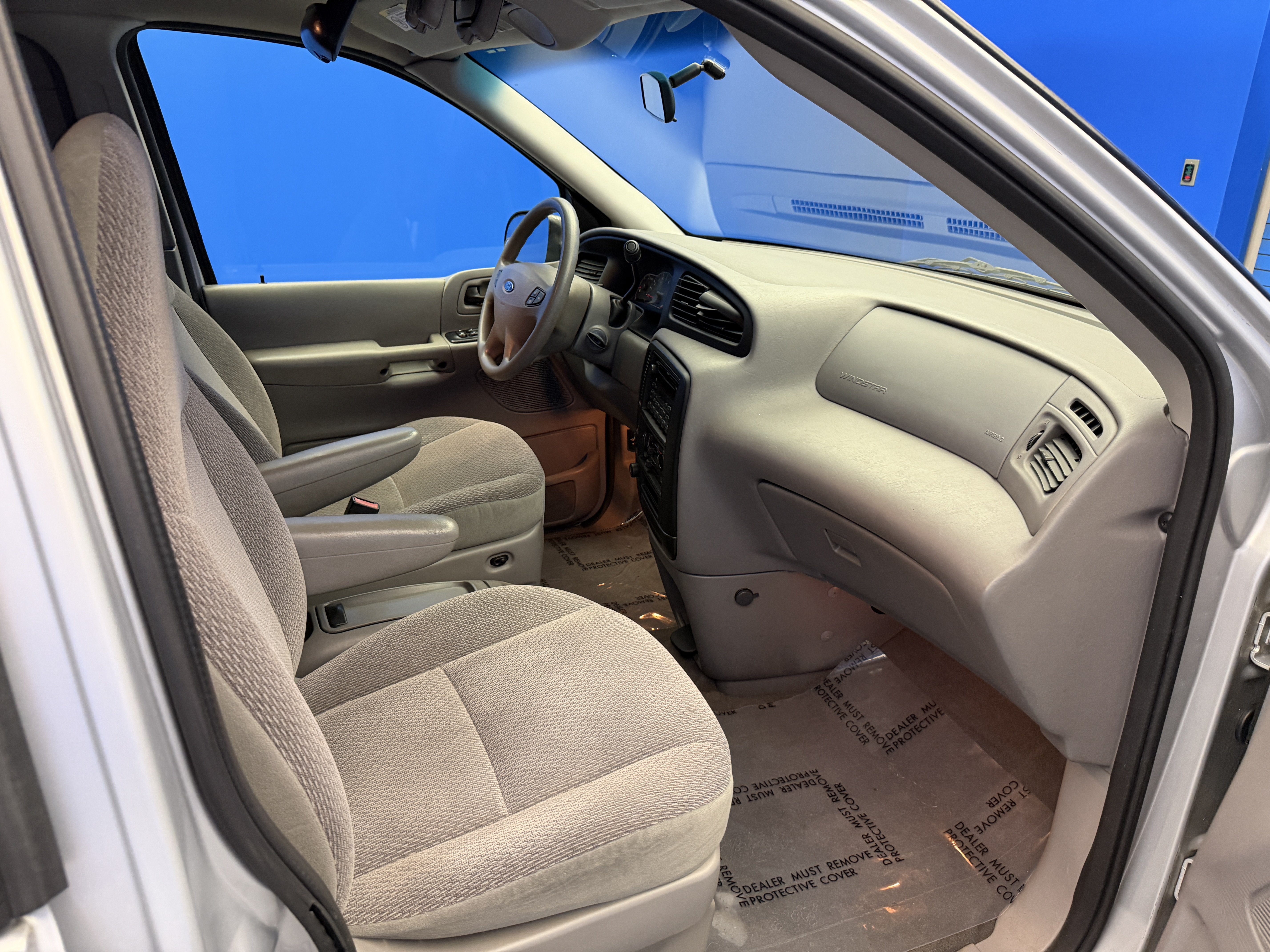 Used 2003 Ford Windstar LX FWD image 20