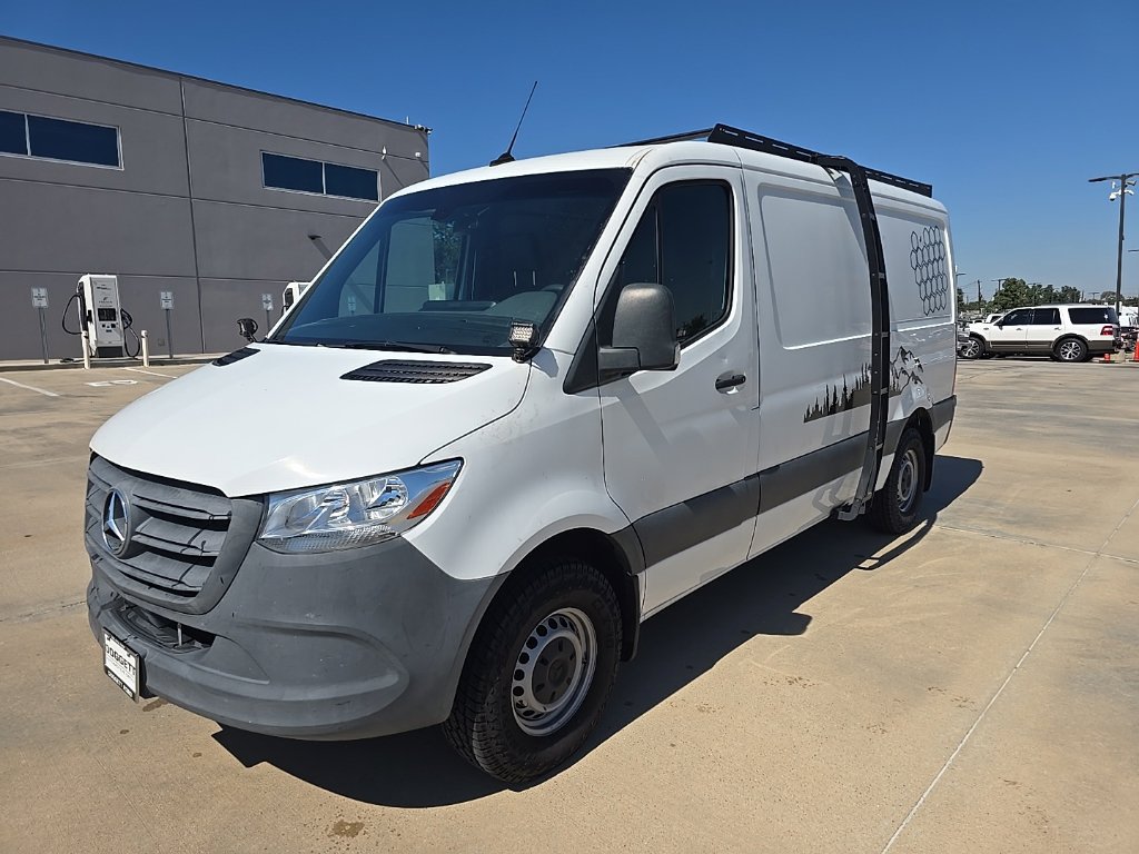 Used 2021 Mercedes-Benz Sprinter 1500 image 1