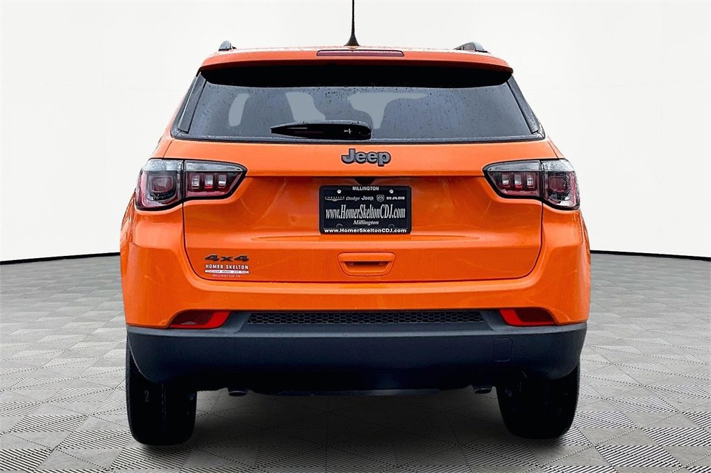 New 2026 Jeep Compass Latitude image 4