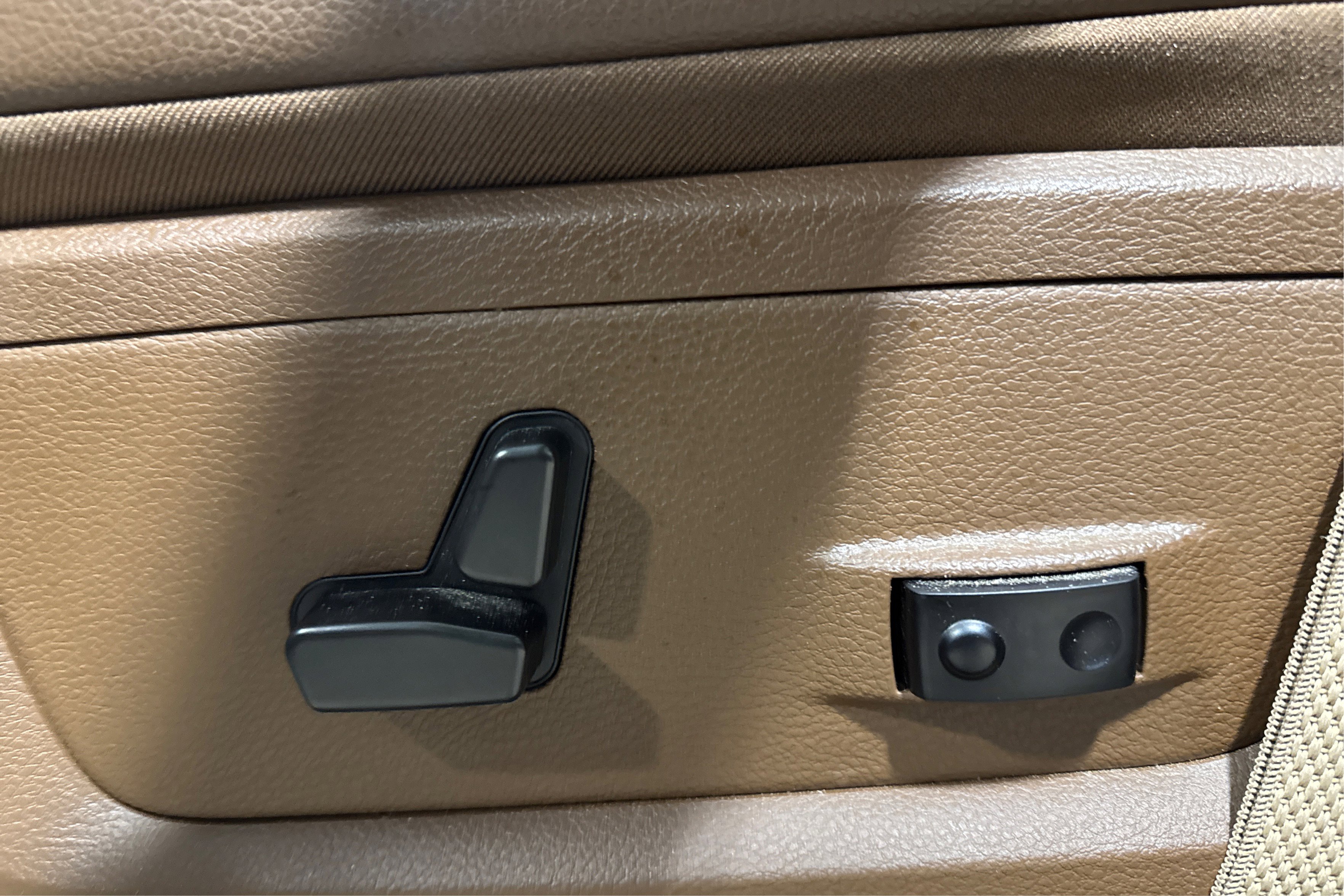 Used 2022 RAM 3500 Laramie image 19