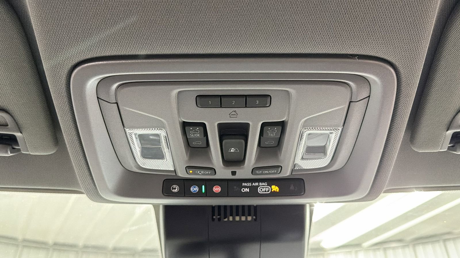 Used 2025 GMC Sierra 3500 Denali w/ Denali Reserve Package image 44