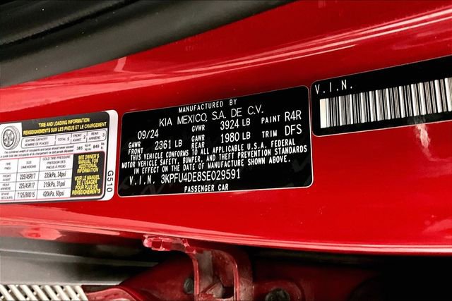 Used 2025 Kia K4 EX image 38