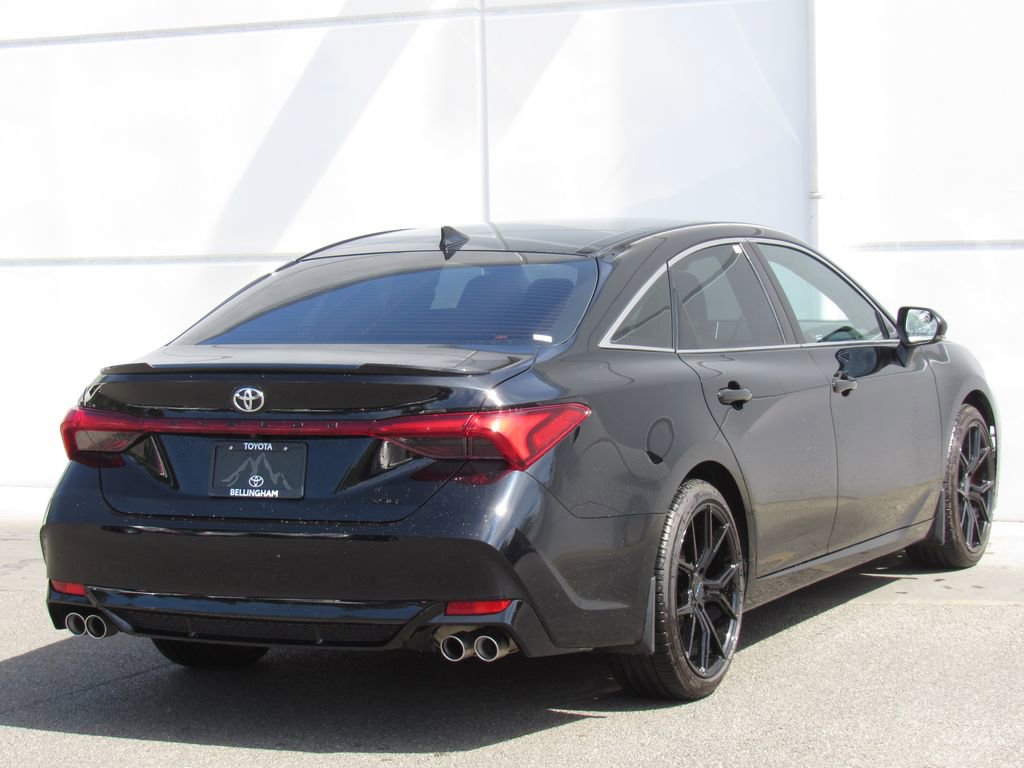 Used 2019 Toyota Avalon XSE FWD image 6