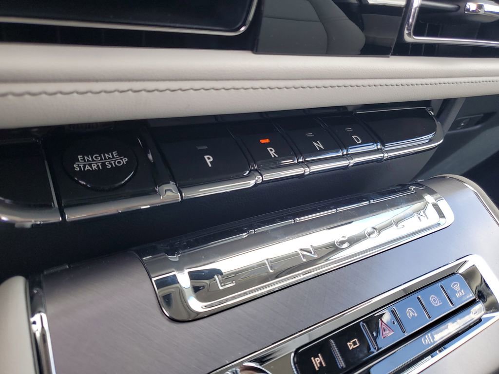 New 2026 Lincoln Aviator 2WD image 29