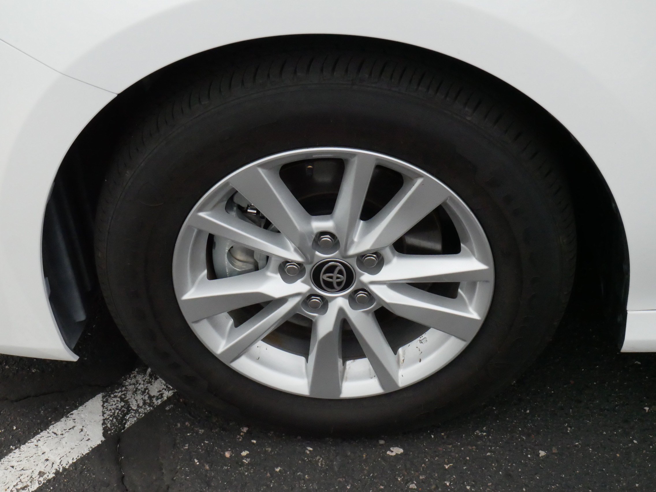 Certified 2026 Toyota Camry LE FWD image 15