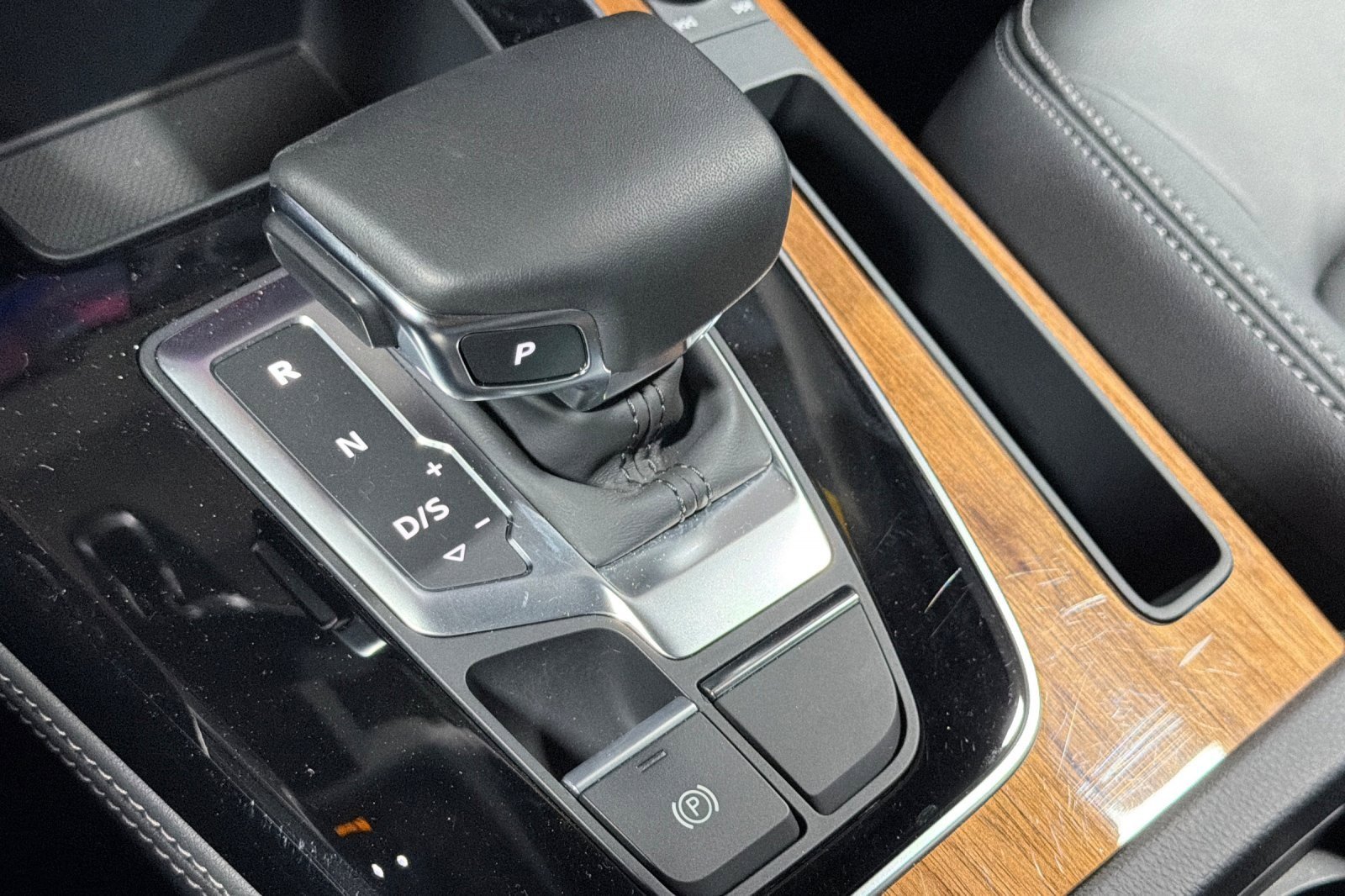 Used 2023 Audi Q5 2.0T Premium Plus w/ Premium Plus Package AWD/4WD image 19