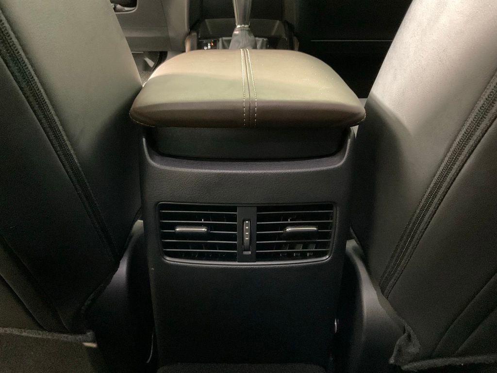 Used 2022 MAZDA CX-30 AWD 2.5 S w/ Premium Package image 18