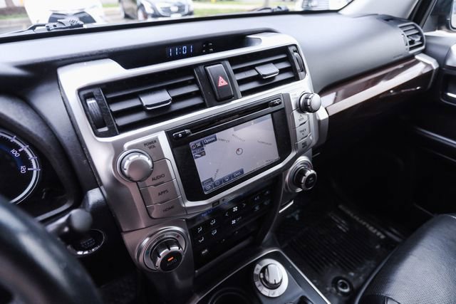 Used 2018 Toyota 4Runner Limited AWD/4WD image 37