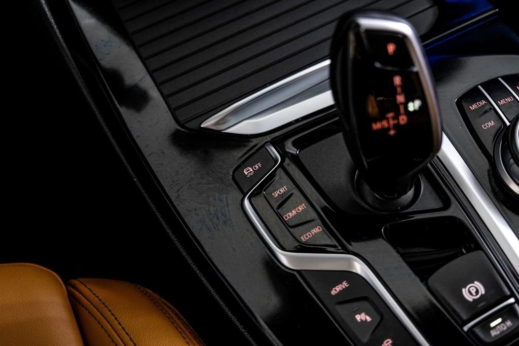 Used 2021 BMW X3 xDrive30e w/ Premium Package image 26