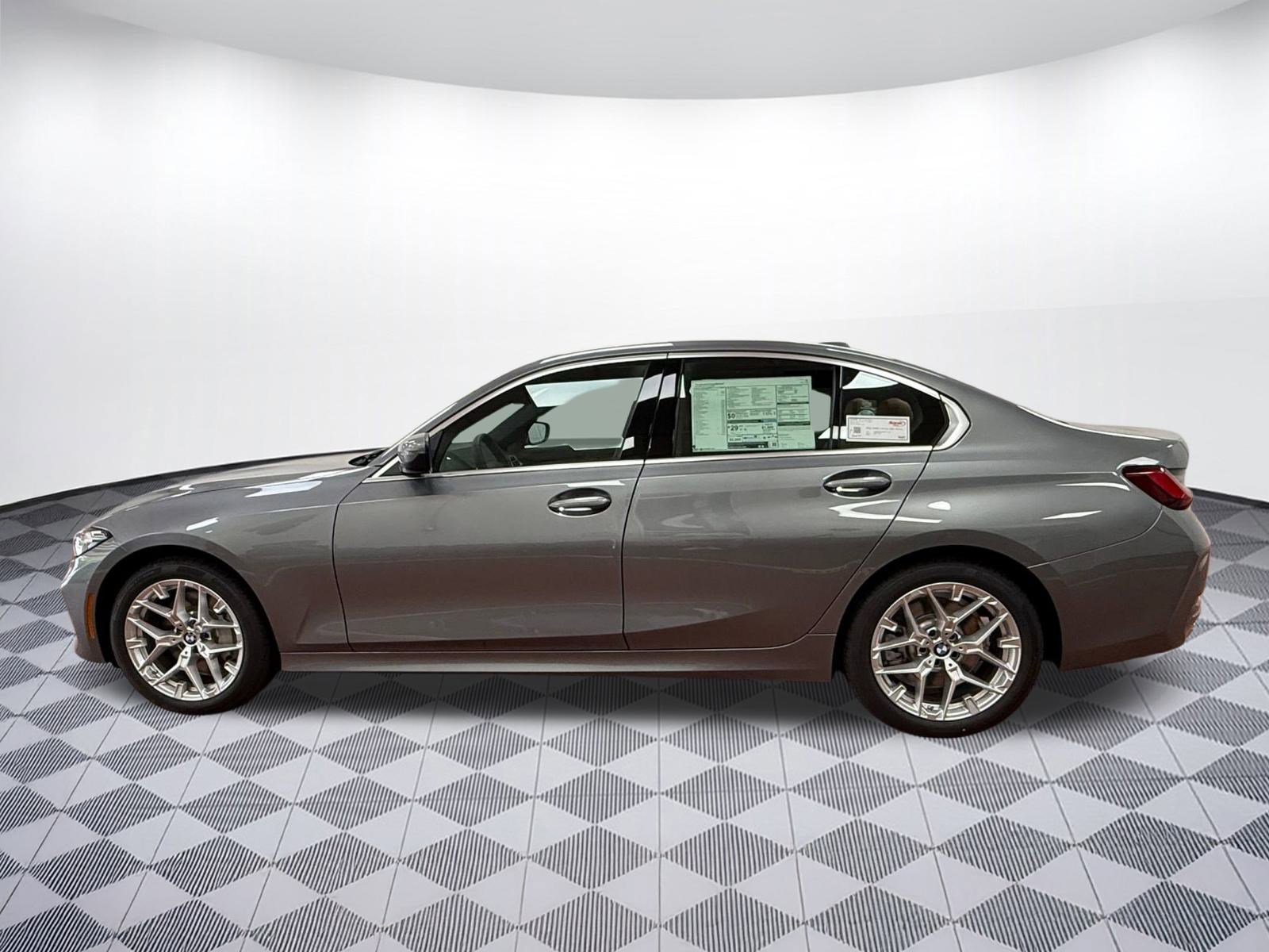 Used 2025 BMW 330i xDrive Sedan w/ Premium Package image 2