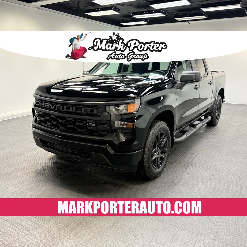 New 2026 Chevrolet Silverado 1500 Custom w/ Turbomax Blackout Package