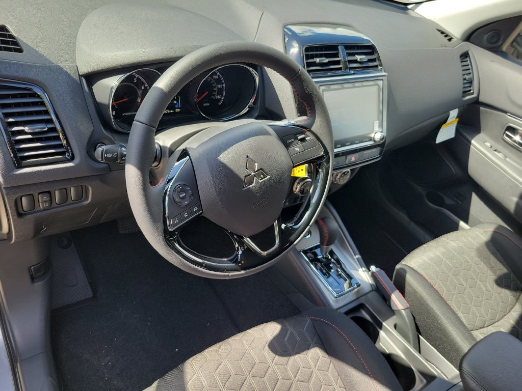 New 2027 Mitsubishi Outlander Sport LE AWD/4WD image 24