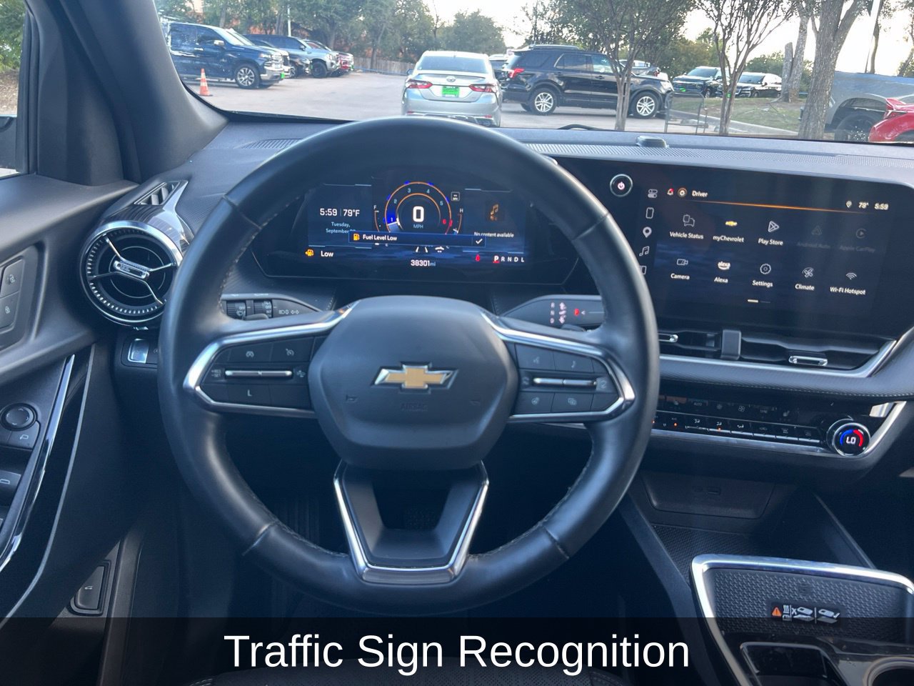 Used 2025 Chevrolet Equinox LT w/ Convenience Package II FWD image 14