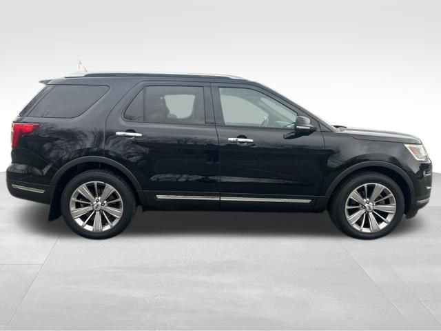 Used 2018 Ford Explorer Limited AWD/4WD image 7