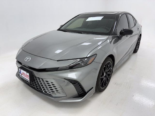 Used 2026 Toyota Camry XSE w/ Premium Plus Package FWD image 4
