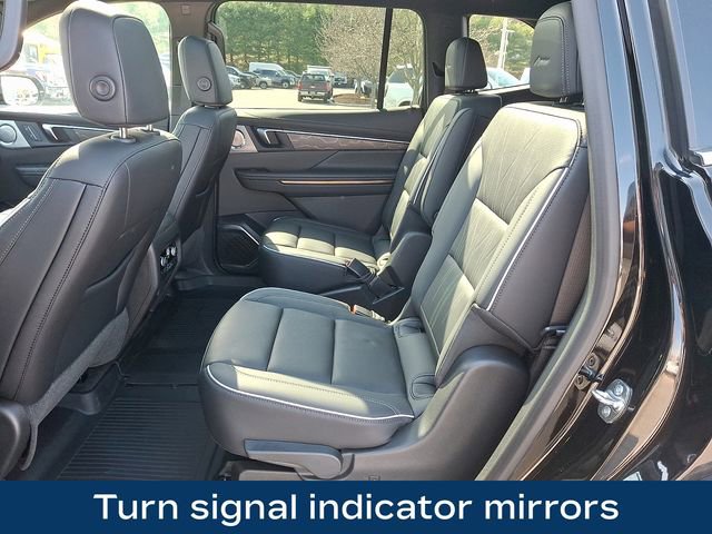 Used 2025 Buick Enclave Avenir w/ LPO, Floor Liner Package image 21