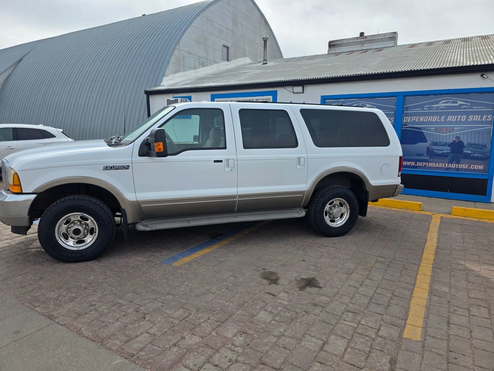 Used 2000 Ford Excursion Limited