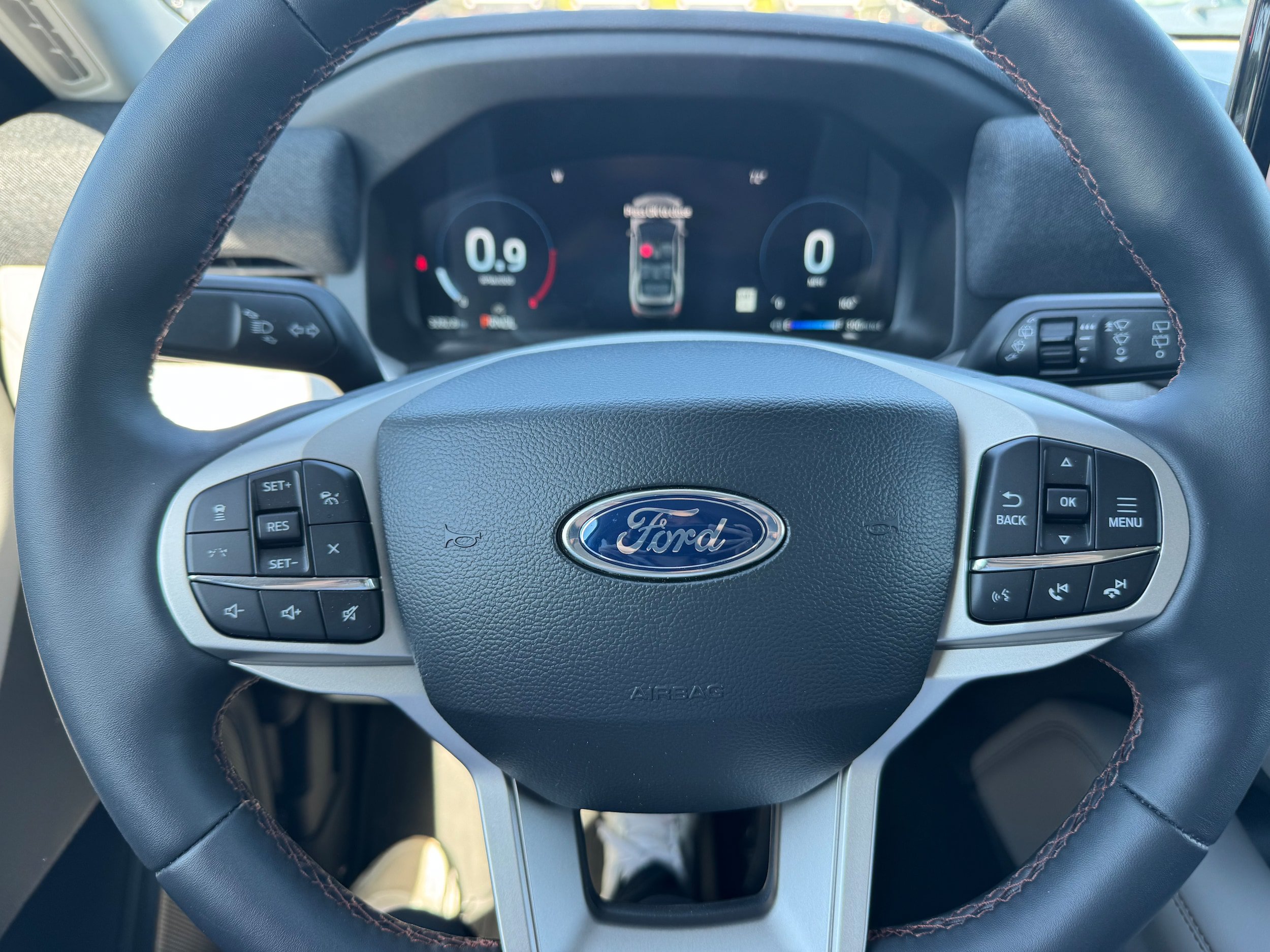 Used 2026 Ford Explorer Active w/ Active Comfort Package AWD/4WD image 15