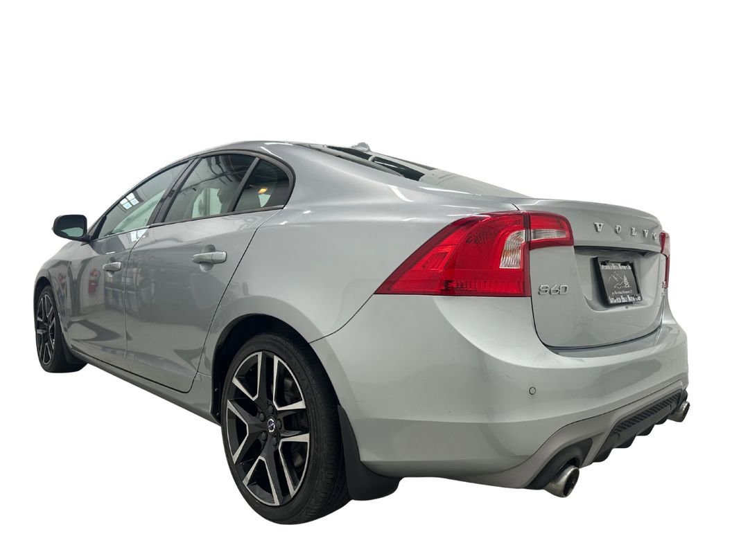 Used 2018 Volvo S60 T5 Dynamic w/ Vision Package image 7