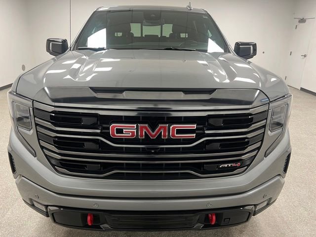 Used 2023 GMC Sierra 1500 AT4 w/ AT4 Preferred Package image 3