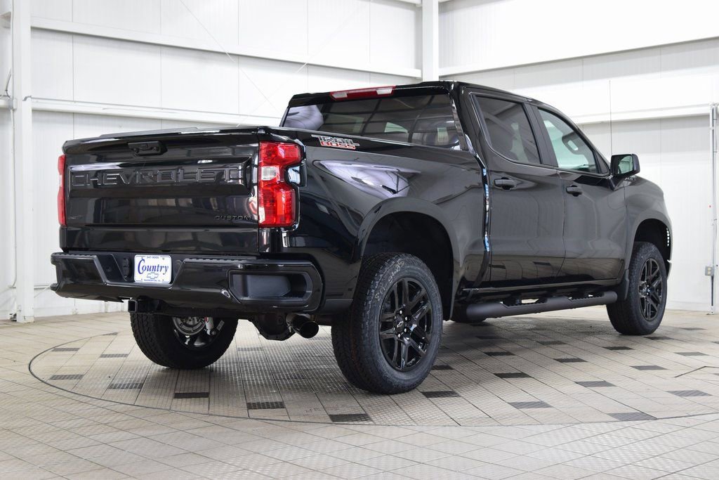 New 2026 Chevrolet Silverado 1500 Custom Trail Boss w/ Turbomax Blackout Package image 8