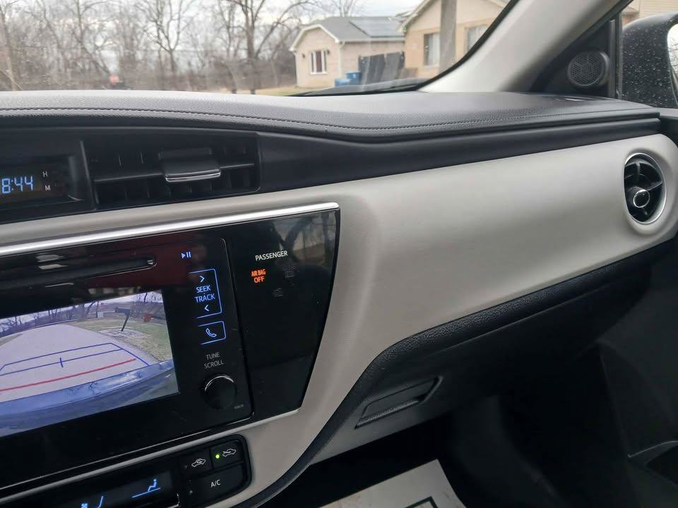 Used 2017 Toyota Corolla LE image 10