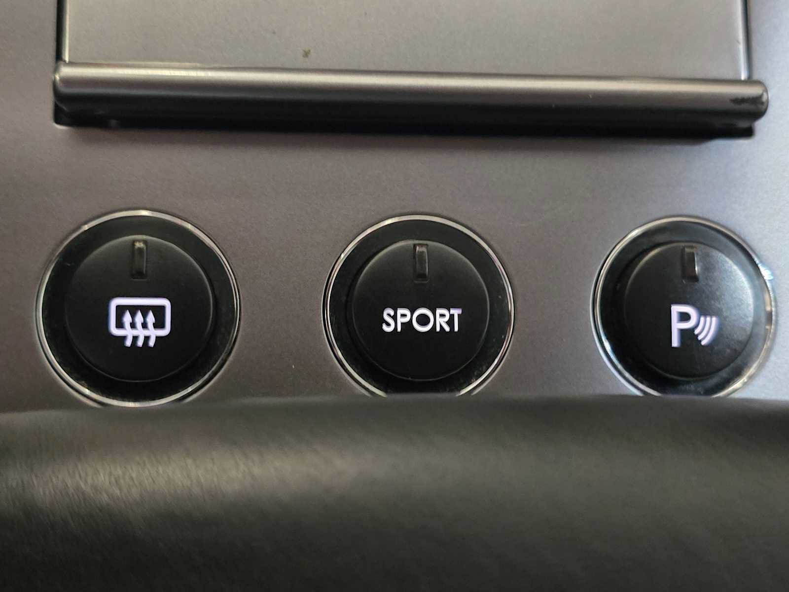 Used 2008 Aston Martin DB9 Volante image 27