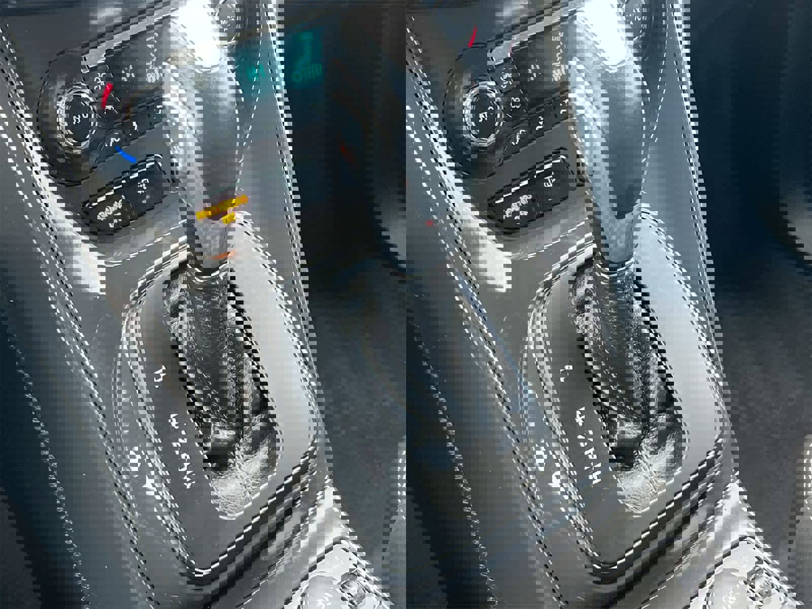 Used 2015 Ford Escape Titanium w/ Equipment Group 301A image 32