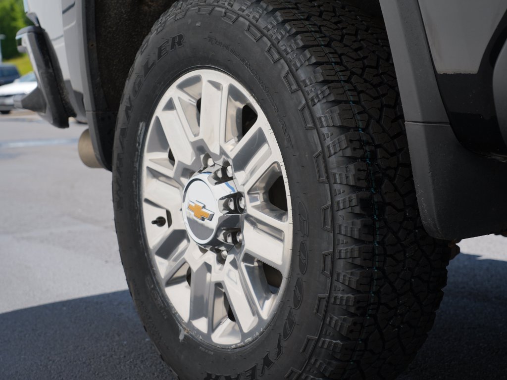 Certified 2025 Chevrolet Silverado 3500 High Country w/ High Country Premium Package AWD/4WD image 32