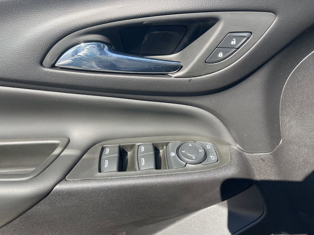 Certified 2024 Chevrolet Equinox LT image 33