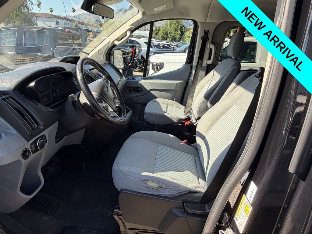 Used 2017 Ford Transit 350 XLT image 5