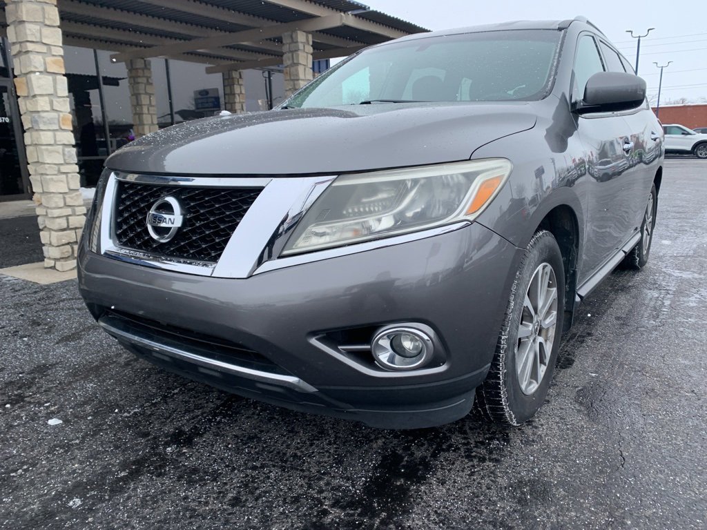 Used 2016 Nissan Pathfinder SV image 7