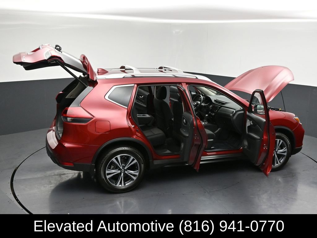 Used 2019 Nissan Rogue SV w/ Premium Package image 32