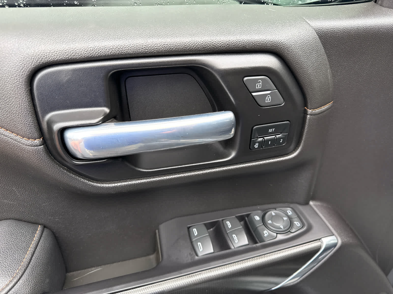 Certified 2021 GMC Sierra 1500 AT4 w/ AT4 Premium Package AWD/4WD image 10