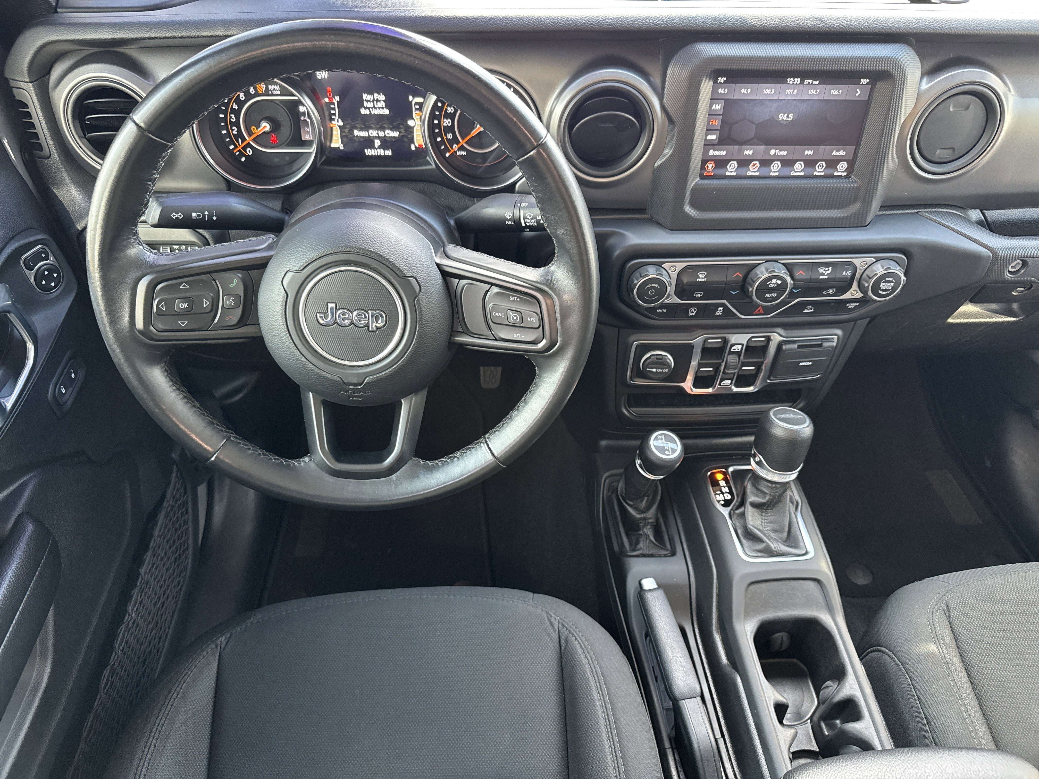 Used 2021 Jeep Gladiator Sport image 18