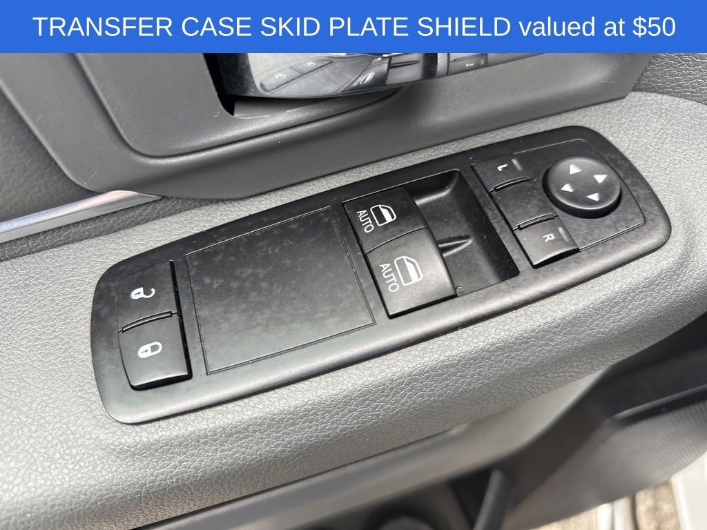 Used 2014 RAM 2500 Tradesman w/ Chrome Appearance Group image 15