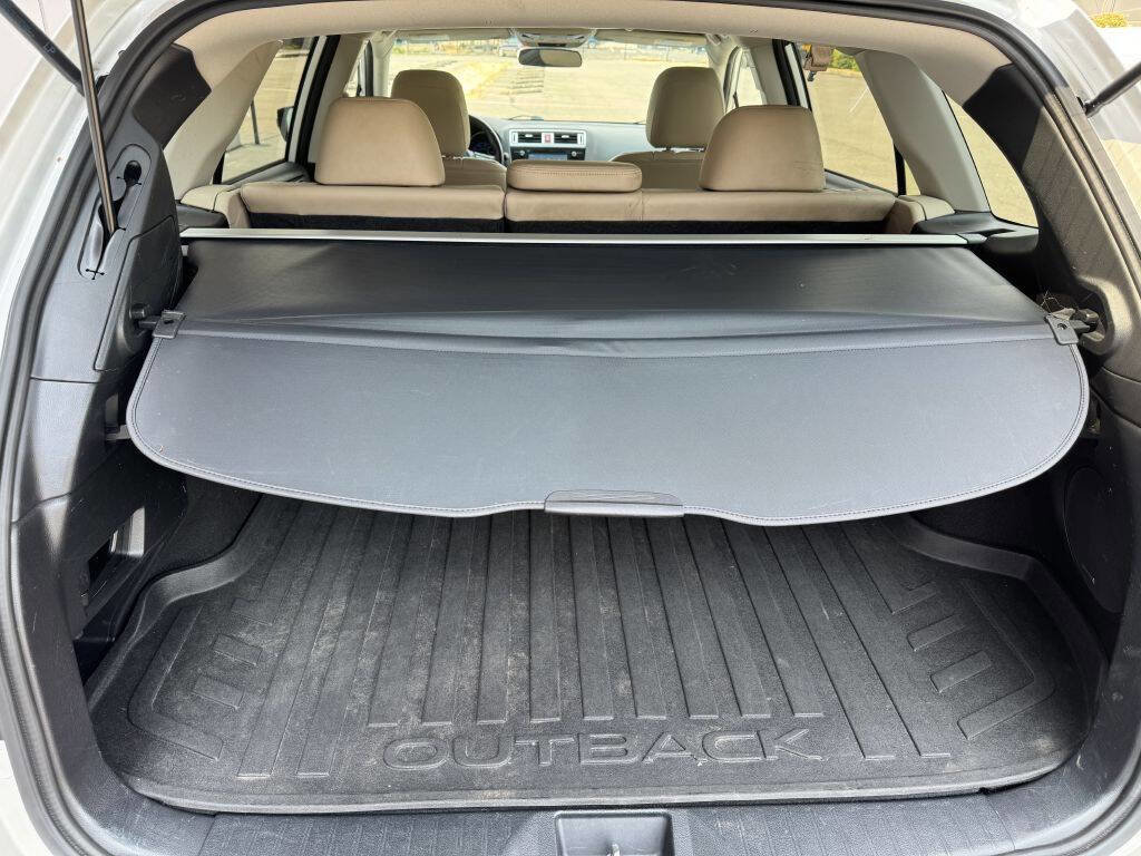 Used 2015 Subaru Outback 2.5i Limited image 21