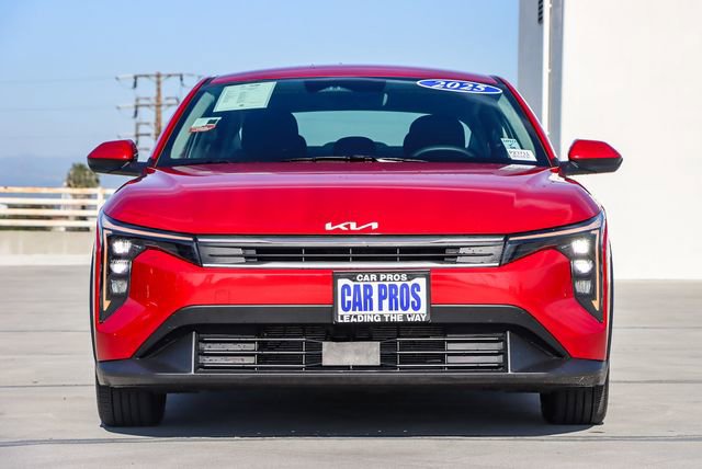 Used 2025 Kia K4 LXS image 4