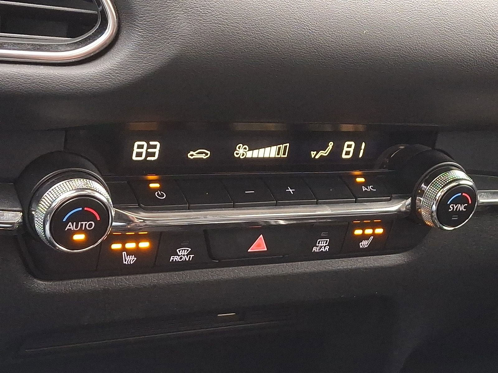 Used 2021 MAZDA CX-30 AWD 2.5 S w/ Premium Package image 16