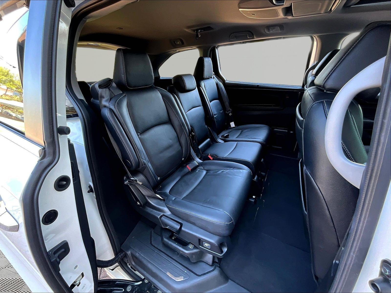 Used 2023 Honda Odyssey Touring image 24
