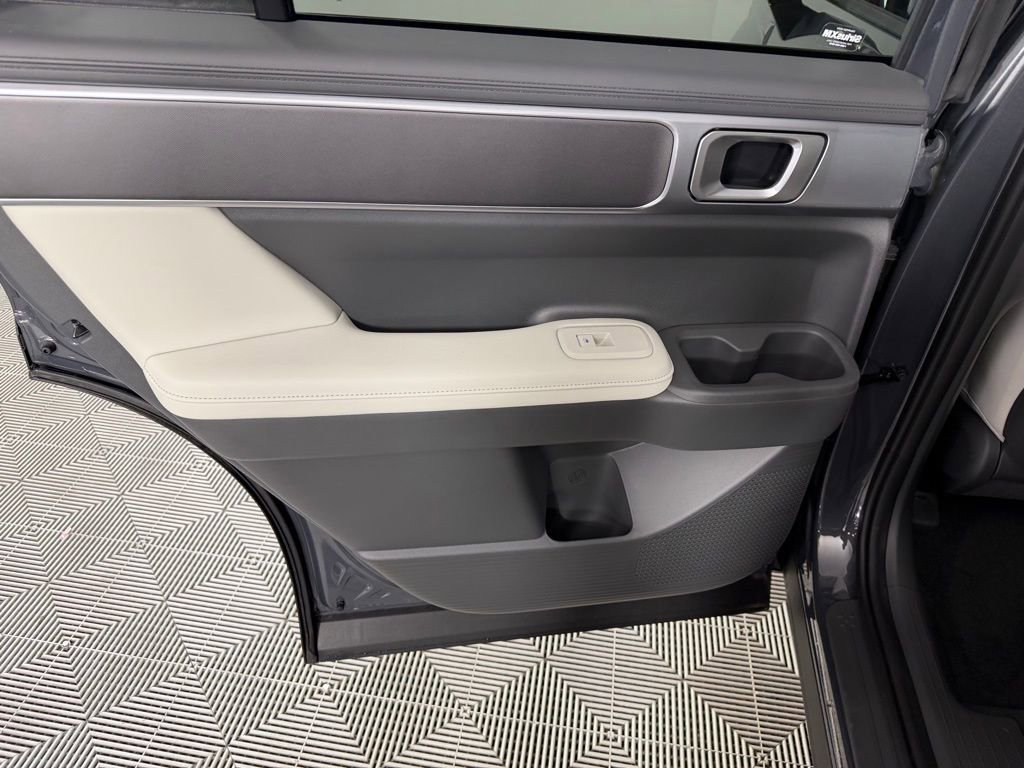 Used 2026 Hyundai Santa Fe SEL image 26