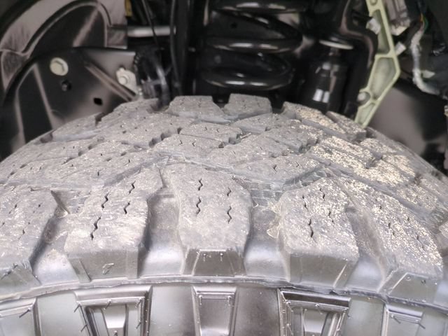 Used 2024 Ford F350 Platinum w/ Tremor Off-Road Package AWD/4WD image 11